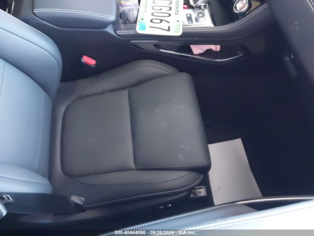 2023 JAGUAR F-PACE SADCT2FU0PA715444 Photo 4