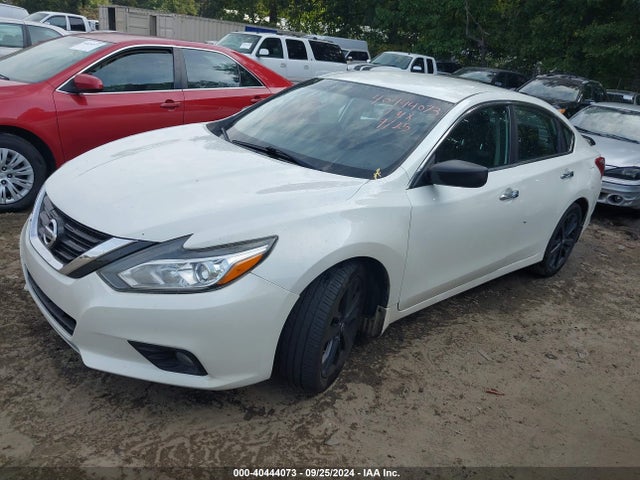 Nissan Altima 2.5 Sr 2017 1N4AL3AP3HC262152 Image 2