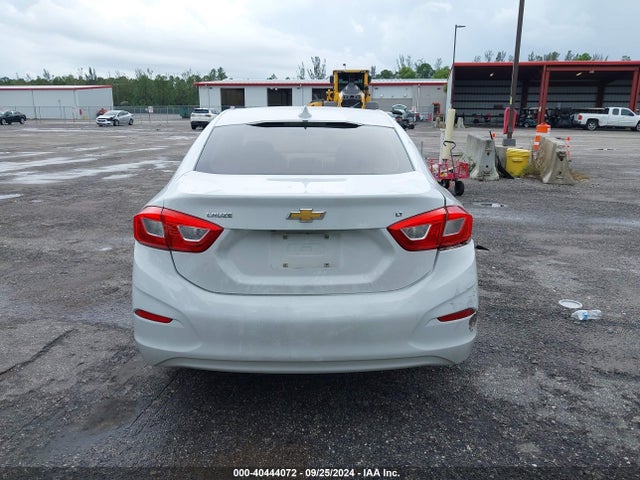 Продажа на аукционе авто 2017 Chevrolet Cruze Lt Auto, vin: 1G1BE5SM7H7168382, номер лота: 40444072