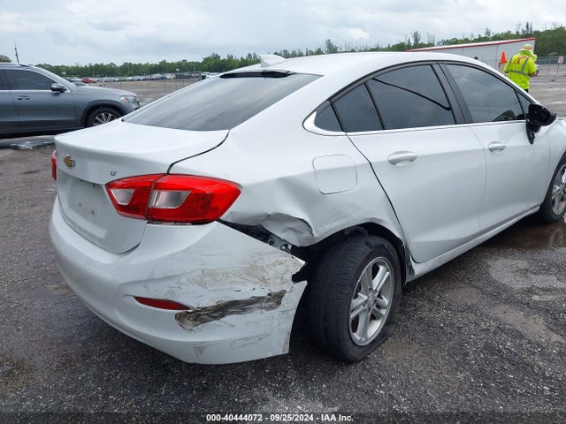 Продажа на аукционе авто 2017 Chevrolet Cruze Lt Auto, vin: 1G1BE5SM7H7168382, номер лота: 40444072