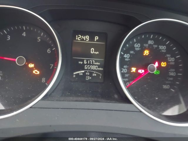 3VWDB7AJ3JM221373 Volkswagen Jetta 1.4t Se/1.4t Wolfsburg Edition