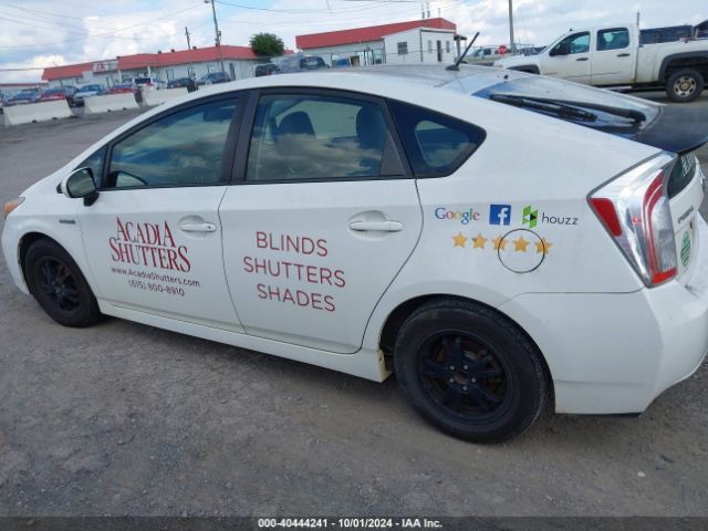 JTDKN3DU1E1756530 Toyota Prius Two