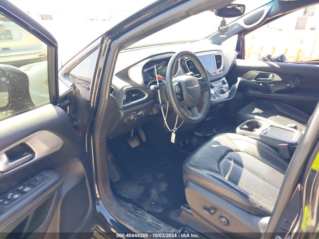 Chrysler Pacifica Touring L Plus 2018 2C4RC1EG3JR350451 Image 5