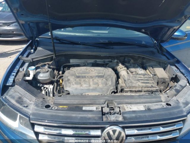 3VV3B7AX0JM105522 Volkswagen Tiguan 2.0t Se/2.0t Sel