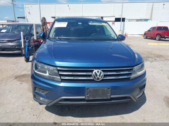 3VV3B7AX0JM105522 Volkswagen Tiguan 2.0t Se/2.0t Sel