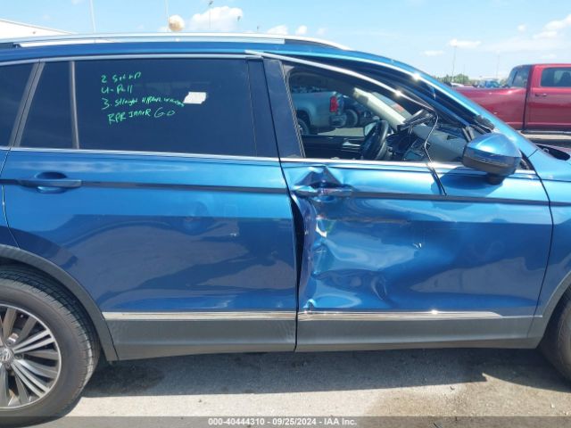3VV3B7AX0JM105522 Volkswagen Tiguan 2.0t Se/2.0t Sel