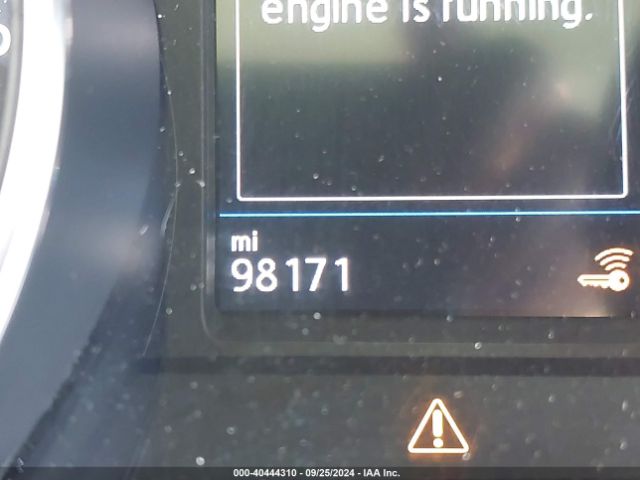 3VV3B7AX0JM105522 Volkswagen Tiguan 2.0t Se/2.0t Sel