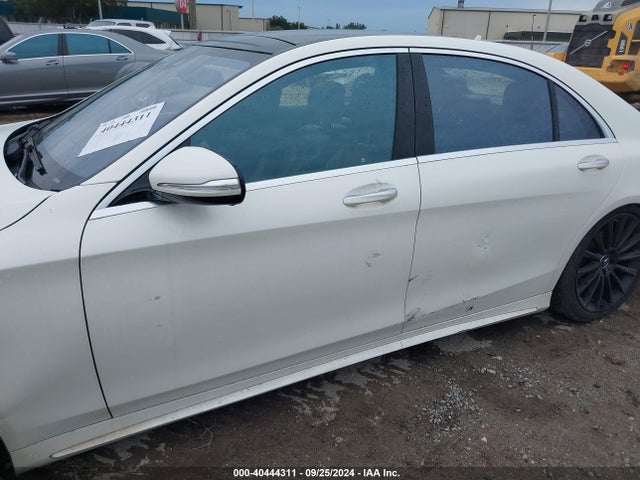 WDDUG8CB1GA219214 Mercedes-Benz S 550