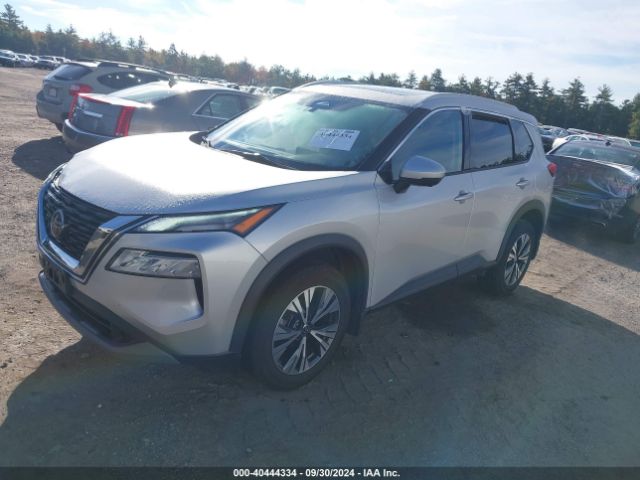 5N1AT3BB4MC729727 Nissan Rogue Sv Intelligent Awd