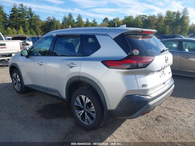5N1AT3BB4MC729727 Nissan Rogue Sv Intelligent Awd