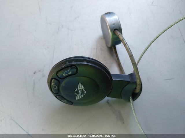 2008 MINI COOPER S WMWMF73588TV37741 Photo 10