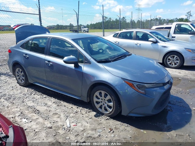 Toyota COROLLA LE 2022 JTDEPMAE5NJ218763 Image 1