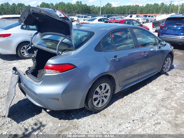 Toyota COROLLA LE 2022 JTDEPMAE5NJ218763 Image 4