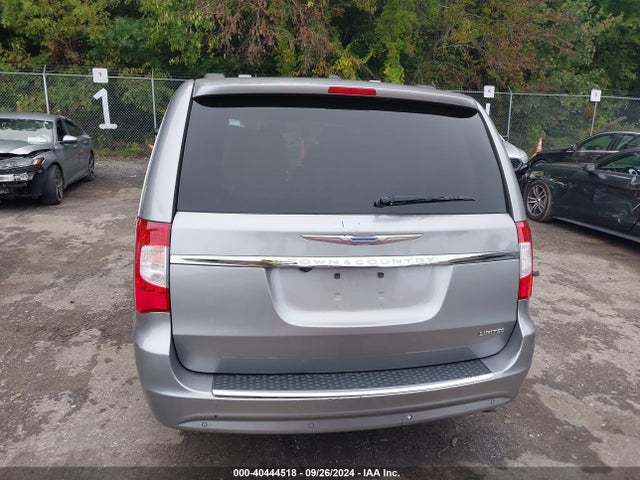 2C4RC1GG0FR726849 Chrysler Town & Country Limited Platinum