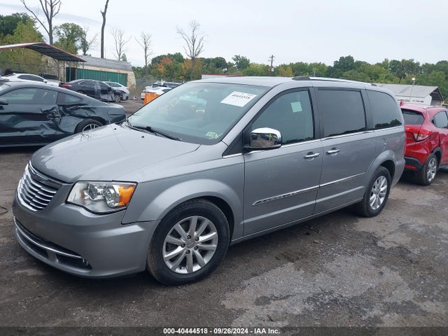 2C4RC1GG0FR726849 Chrysler Town & Country Limited Platinum