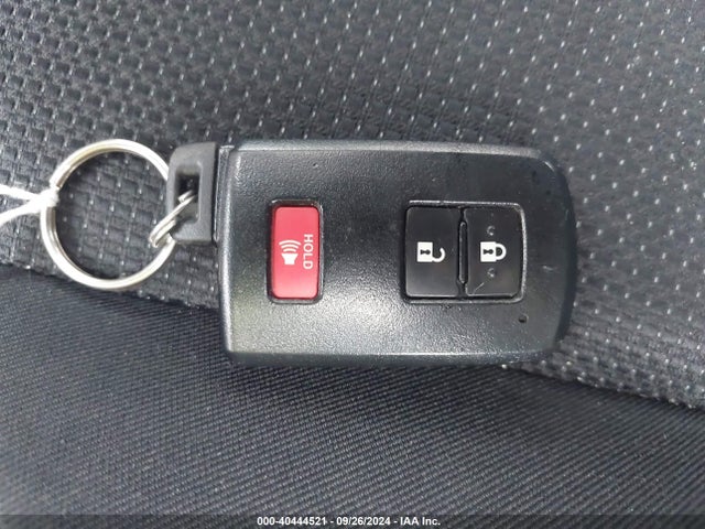 Toyota Rav4 Xle 2018 JTMRFREV5JJ719481 Image 11