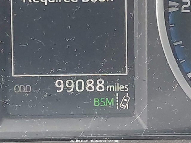 Toyota Rav4 Xle 2018 JTMRFREV5JJ719481 Image 16
