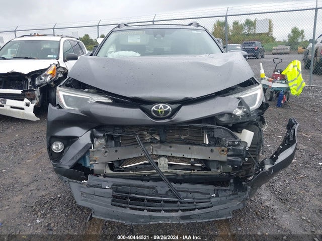 Toyota Rav4 Xle 2018 JTMRFREV5JJ719481 Image 6