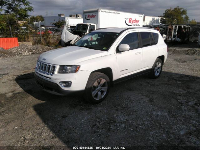 1C4NJCEA5GD636504 Jeep Compass Latitude