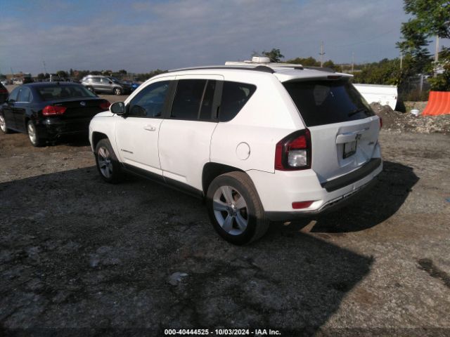 1C4NJCEA5GD636504 Jeep Compass Latitude