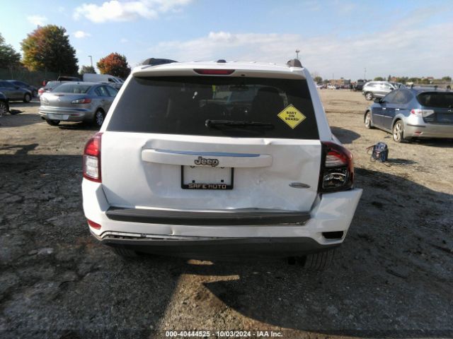 1C4NJCEA5GD636504 Jeep Compass Latitude
