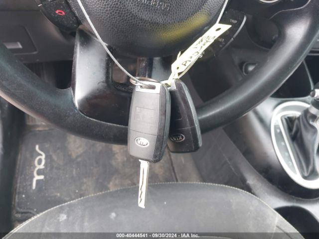 KNDJP3A51G7873740 KIA SOUL +