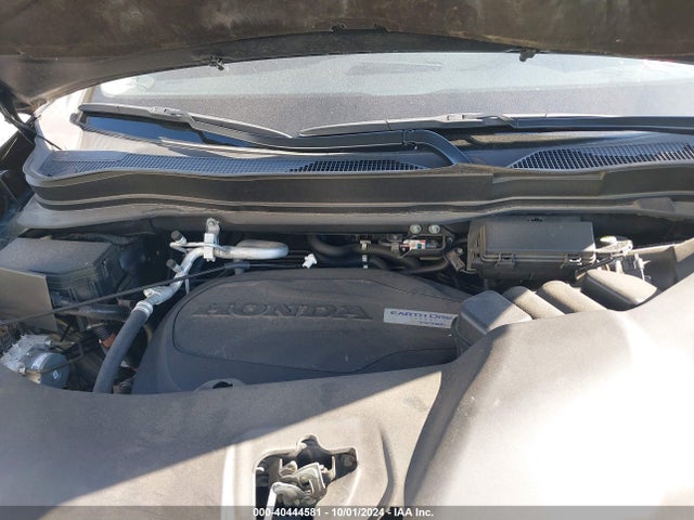 5FNYF5H61MB000121 Honda Pilot 2wd Touring 7 Passenger
