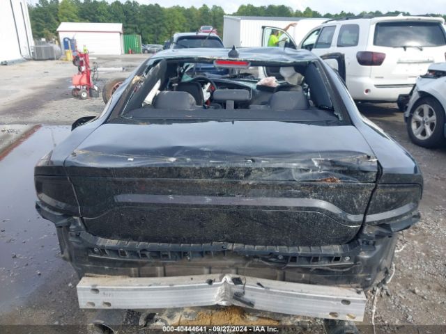 2C3CDXGJ2JH236935 Dodge Charger Daytona 392 Rwd