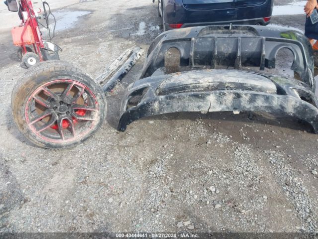 2C3CDXGJ2JH236935 Dodge Charger Daytona 392 Rwd