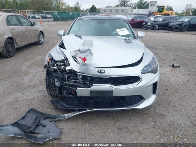 KIA Stinger Premium 2018 KNAE25LA2J6030758 Image 12
