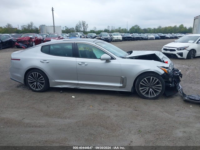 KIA Stinger Premium 2018 KNAE25LA2J6030758 Image 13
