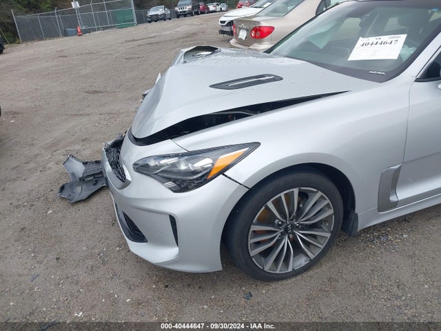 KIA Stinger Premium 2018 KNAE25LA2J6030758 Image 18