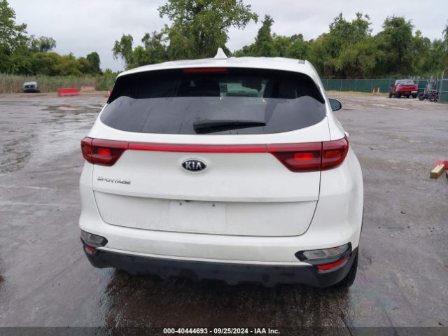 KNDPMCAC8L7633290 KIA Sportage Lx