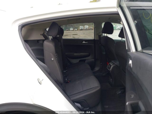 KNDPMCAC8L7633290 KIA Sportage Lx