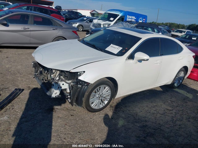 Lexus ES 350 2015 JTHBK1GG2F2197633 Image 2