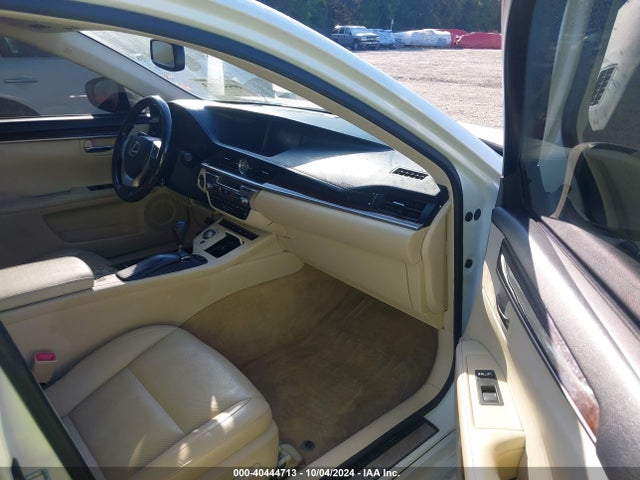 Lexus ES 350 2015 JTHBK1GG2F2197633 Image 5