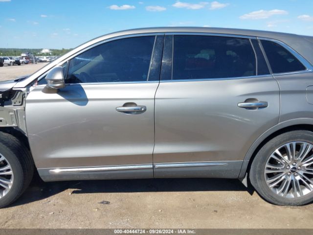 2LMTJ6LRXGBL20619 Lincoln Mkx Reserve