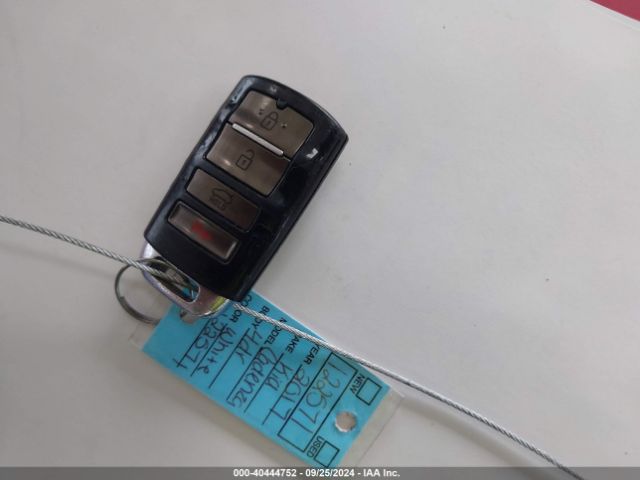 KNALC4J1XH5050984 KIA Cadenza Premium