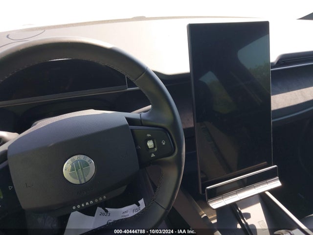 VCF1ZBU2XPG005158 Fisker Ocean One