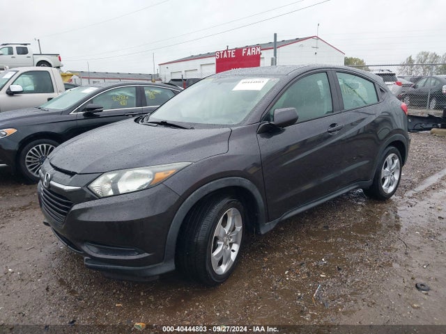 Honda HR-V LX 2016 3CZRU5H35GM706745 Image 2