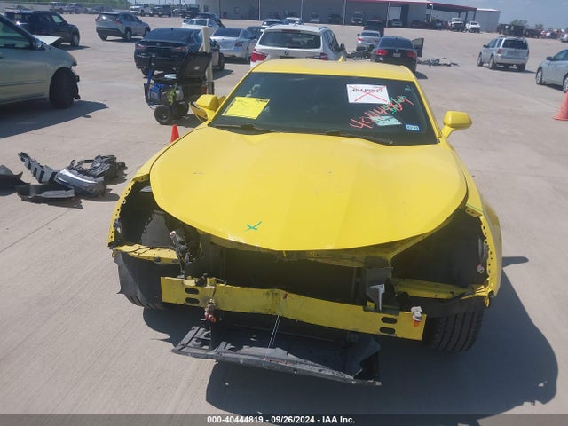 Chevrolet Camaro 1lt 2018 1G1FB1RX6J0131373 Image 13