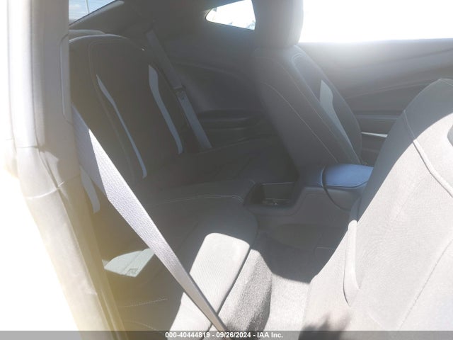 Chevrolet Camaro 1lt 2018 1G1FB1RX6J0131373 Image 8