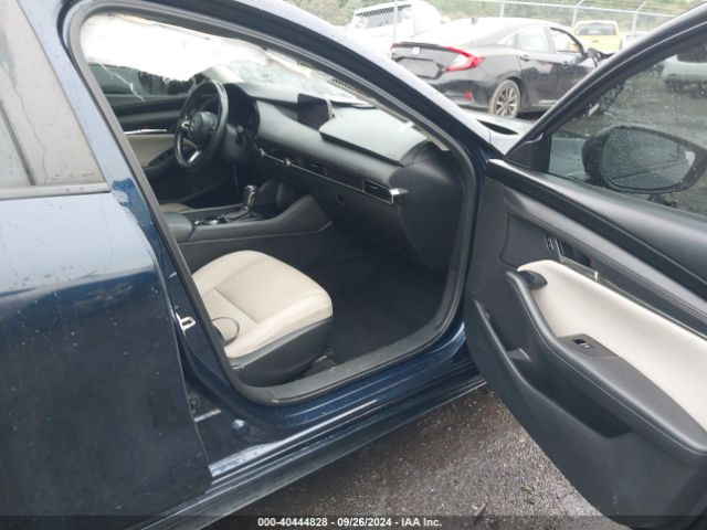 3MZBPAAL5KM112017 Mazda Mazda3 Select Package