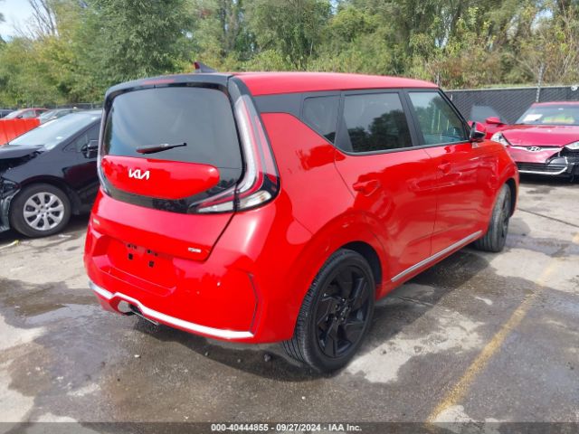 KNDJ53AU1P7211010 KIA Soul Gt-line