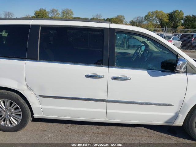 2C4RC1CG5GR306205 Chrysler Town & Country Touring-l