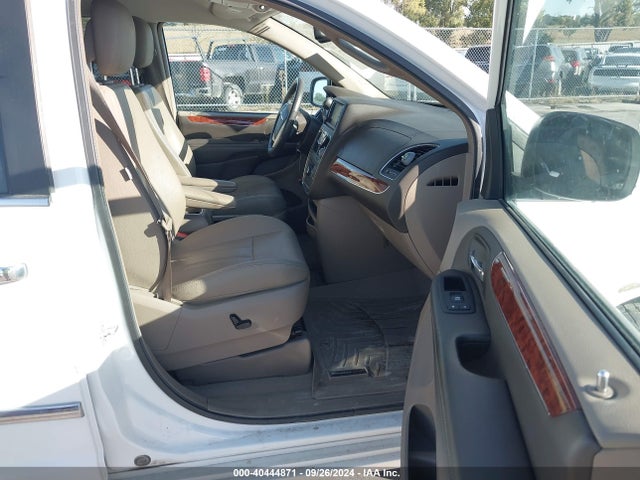 2C4RC1CG5GR306205 Chrysler Town & Country Touring-l