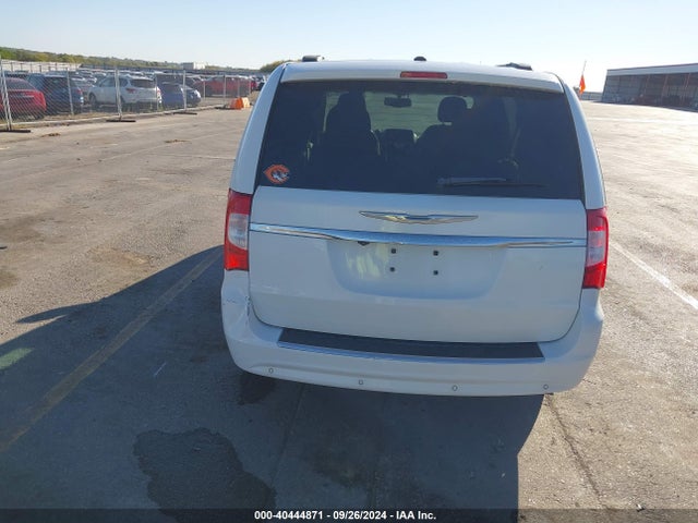 2C4RC1CG5GR306205 Chrysler Town & Country Touring-l