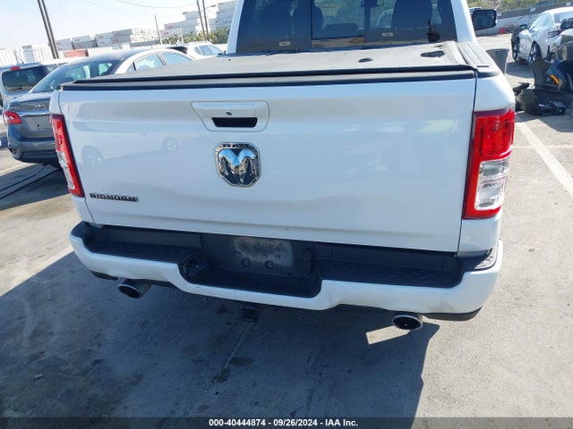 1C6RREFT4KN639975 RAM 1500 Big Horn/lone Star  4x2 5'7 Box