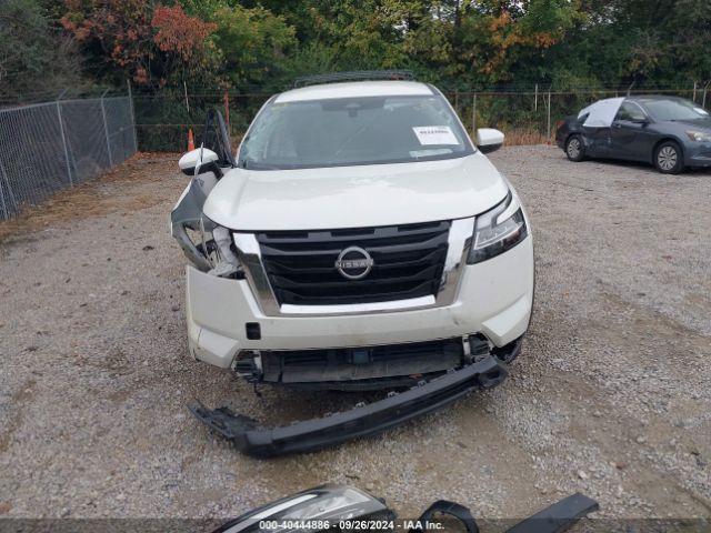 5N1DR3BC3NC243707 Nissan Pathfinder Sv 4wd