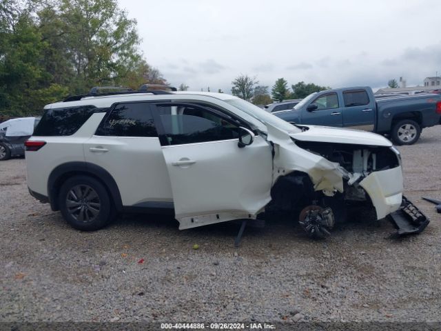 5N1DR3BC3NC243707 Nissan Pathfinder Sv 4wd